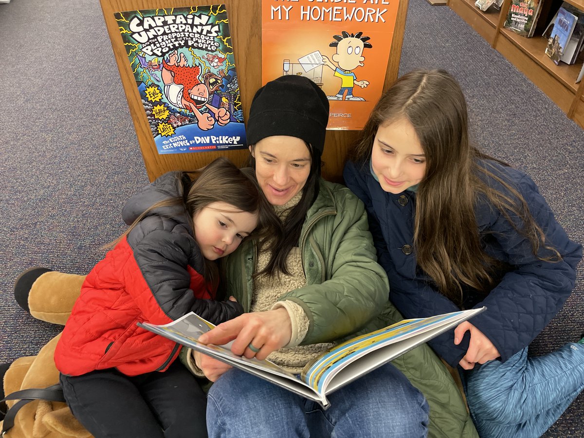 LGESlibrary's tweet photo. Ahhh... the l ❤️ ve of reading! What a beautiful sight to see so many families enjoying books and quality time in the library. Thank you to everyone who joined us and a huge shout out to Caffe Vero for donating the delicious hot chocolate and coffee. #Sip&amp; Read #2getherweRbetter https://t.co/kWz5d1hHDq