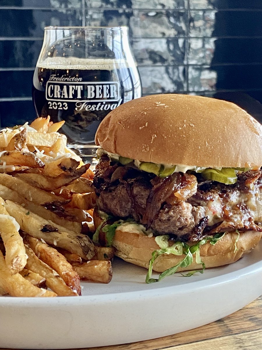 The STMR.36 Juicy Lucy is only here 'til Saturday! 🍔📣 Mozzarella &amp; cheddar stuffed, half pound AAA chuck patty topped w. caramelized onions, dill pickles, lettuce and STMR secret sauce on a buttery toasted brioche bun. Served with herb &amp; garlic parmesan fries.
#YFCBurgerBattle