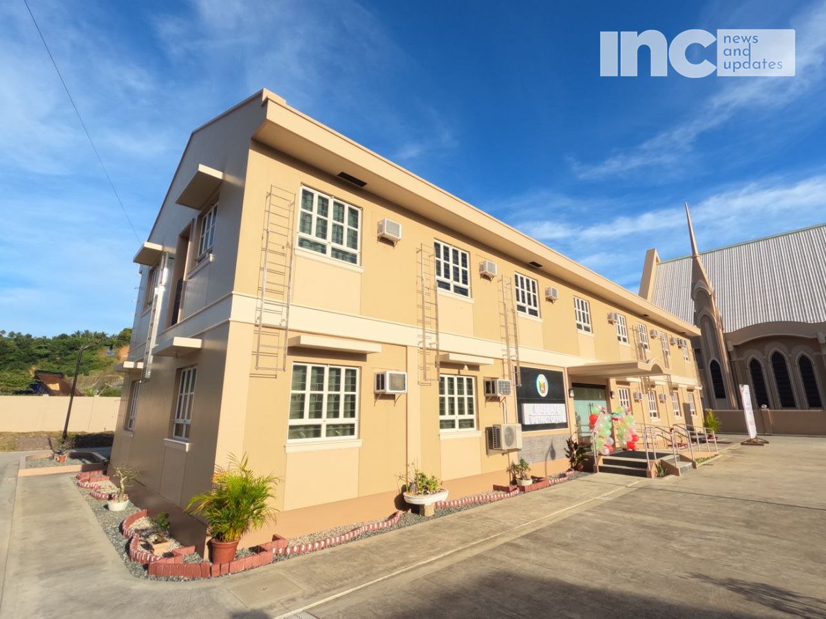 INCNewsNUpdates's tweet photo. On March 13, 2023, brethren witnessed the inauguration of the modern office building of the Ecclesiastical District of Masbate. Brother Nepthalie Panes, the district minister, led the ribbon-cutting ceremony. #IglesiaNiCristo #TheChurchThatCares #BuildingInauguration https://t.co/vAEl4jWmQ1