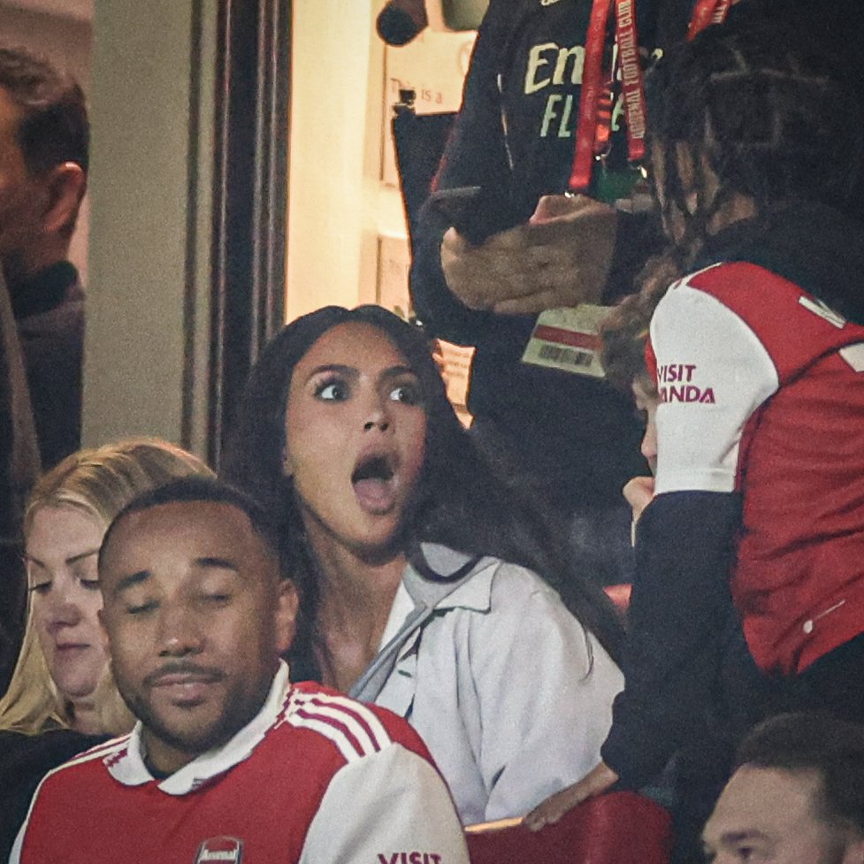 Every @Arsenal fan's reaction after the @gabimartinelli penalty miss led by @KimKardashian

#PulseSports256 | #UEL | #ARSSCP | 📷: Courtesy Photo