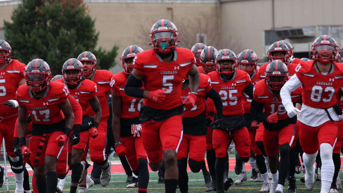 I’m blessed to say that I have received an offer to play football at Saint Xavier University @BIGGUNONE