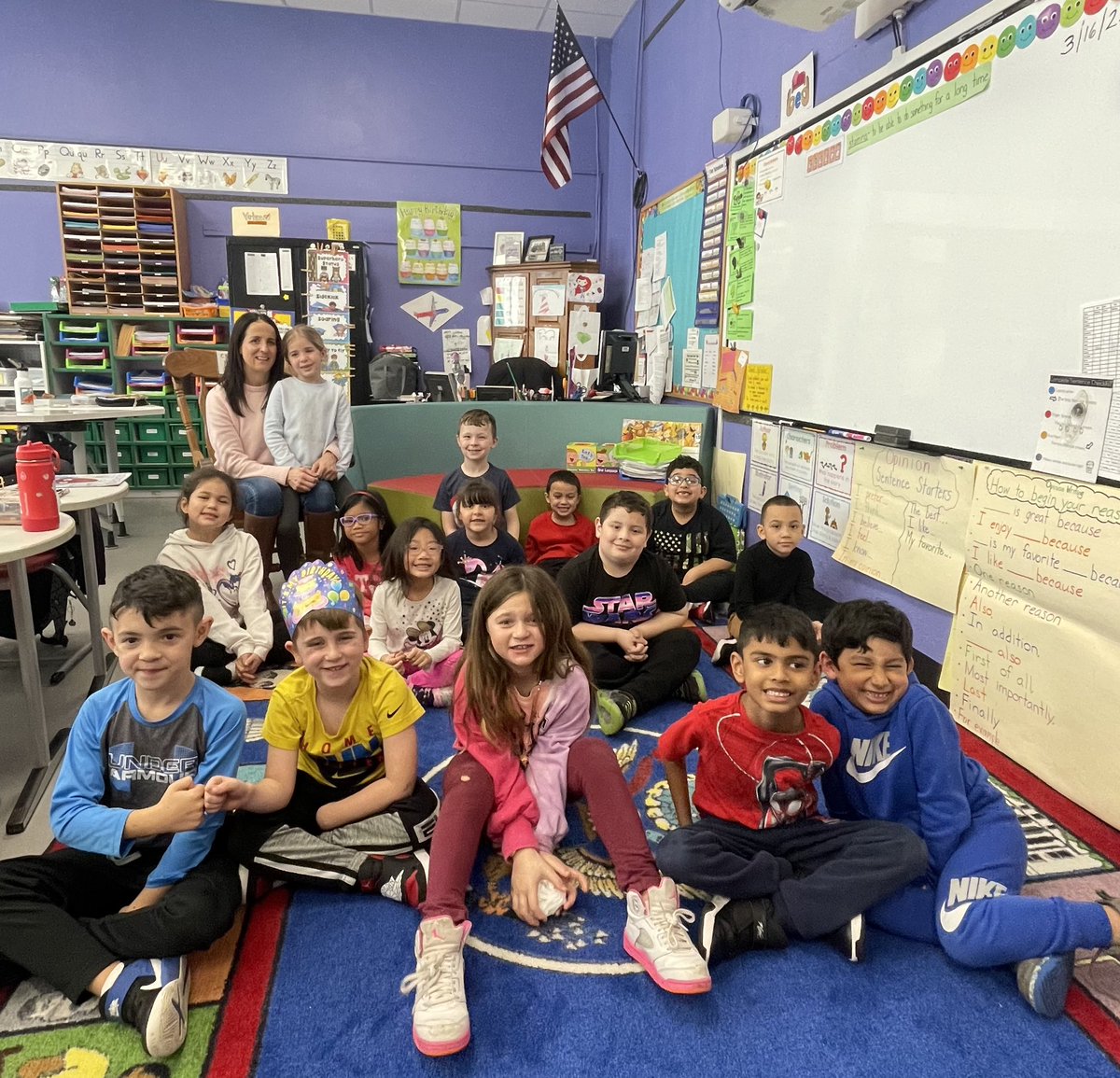 Thank you Mrs. Parente for being an awesome guest reader today! The children really enjoyed your visit! <a href="/Hampton_Street/">Hampton Street</a> #MineolaProud <a href="/roeart/">r</a>