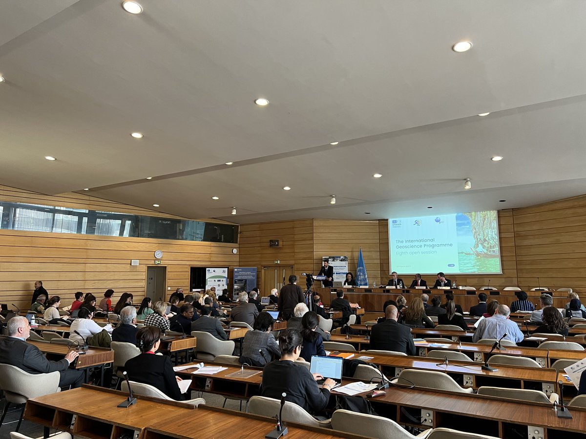 Heather Handley tweet media