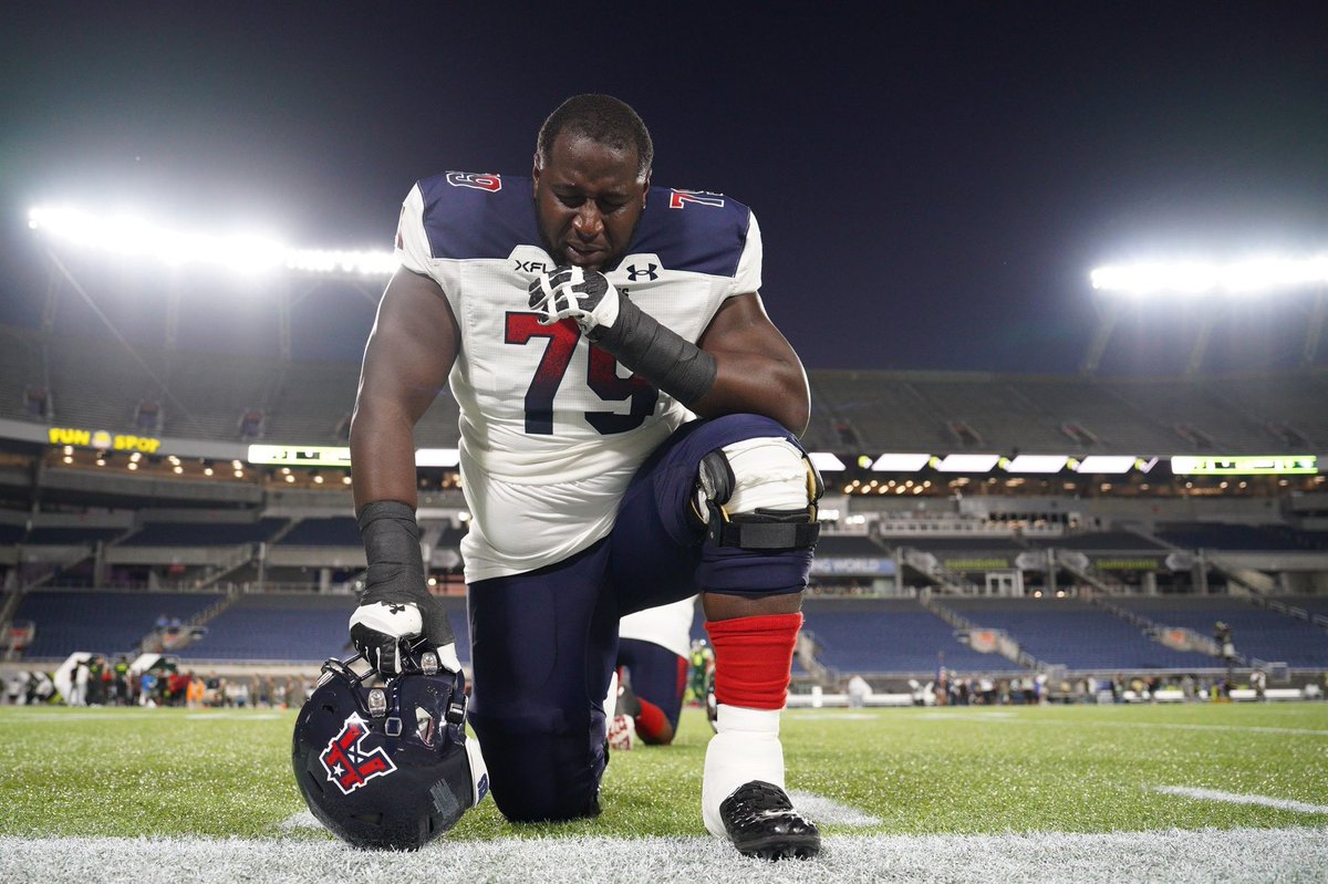 Thank you Lord for this day! GAMEDAY! I’m exactly where I need to be in this moment 🗣And I’m back in Seattle this is a dream come true I can’t wait Tune I’m ESPN 7:30pst/9:30 EST 🔥🔥🔥