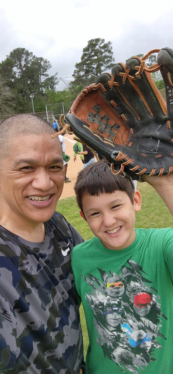 Darren Lyn tweet media