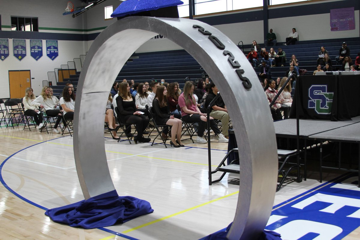HawksSG's tweet photo. Congratulations to the #SGClassOf2025 on receiving your #ClassRings. Way to go, Hawks! #SGisThePlaceToBe #NCCVTWorks @ChadHarrisonSG @fhansonic @drjconnor299 @SarahOlsavsky https://t.co/NWkzJBDLDP