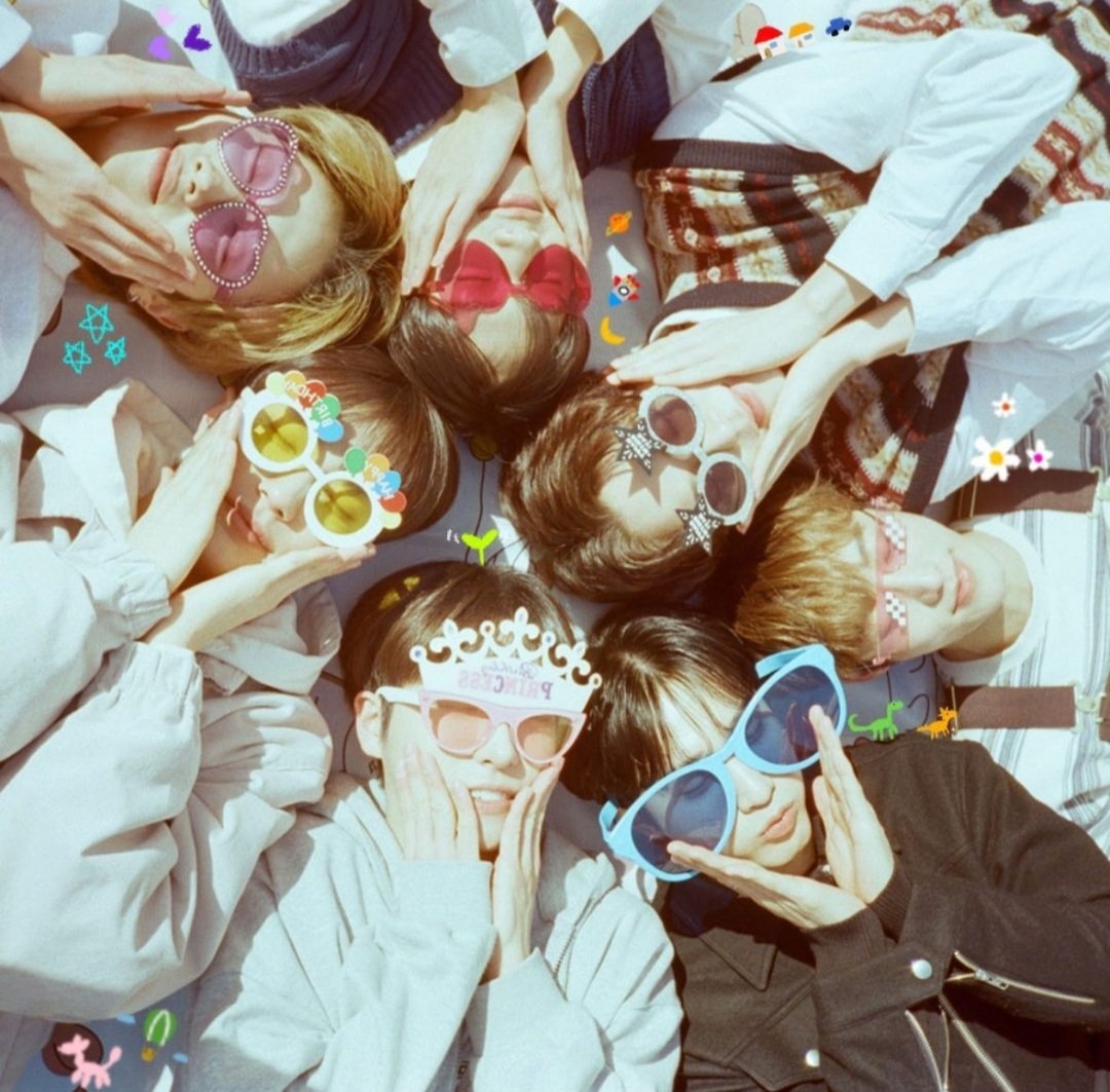 jjunhoneyy's tweet photo. my future boys 💖 i love you so much it hurts. so many days i only made it through thanks to you. i will love and support you always. i can't wait to see where this journey takes us 🎂🌸🥺 https://t.co/IGLVDQqq30