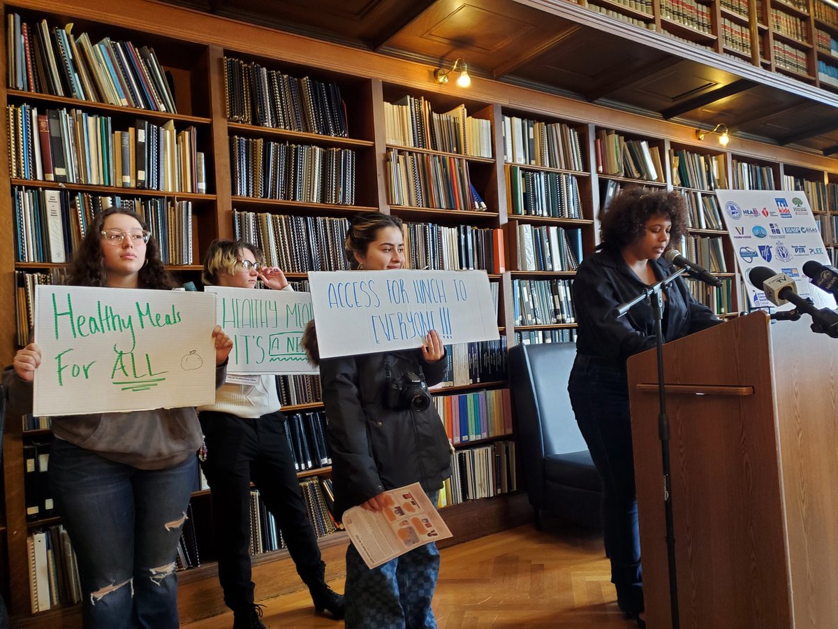 Megan Tucker tweet media