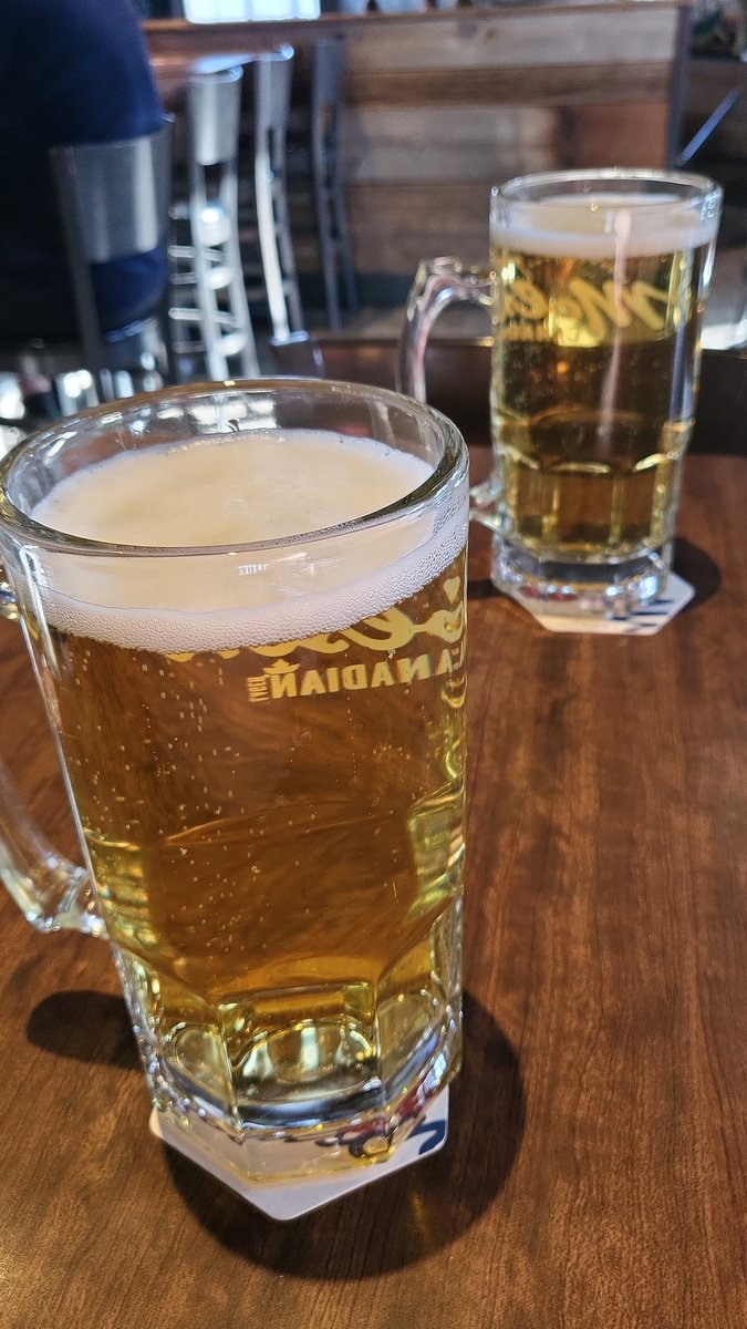 KP9457's tweet photo. I don't have a problem, I swear.....my guest is coming!

(That's believable, right?) https://t.co/X6ibU34EJ6