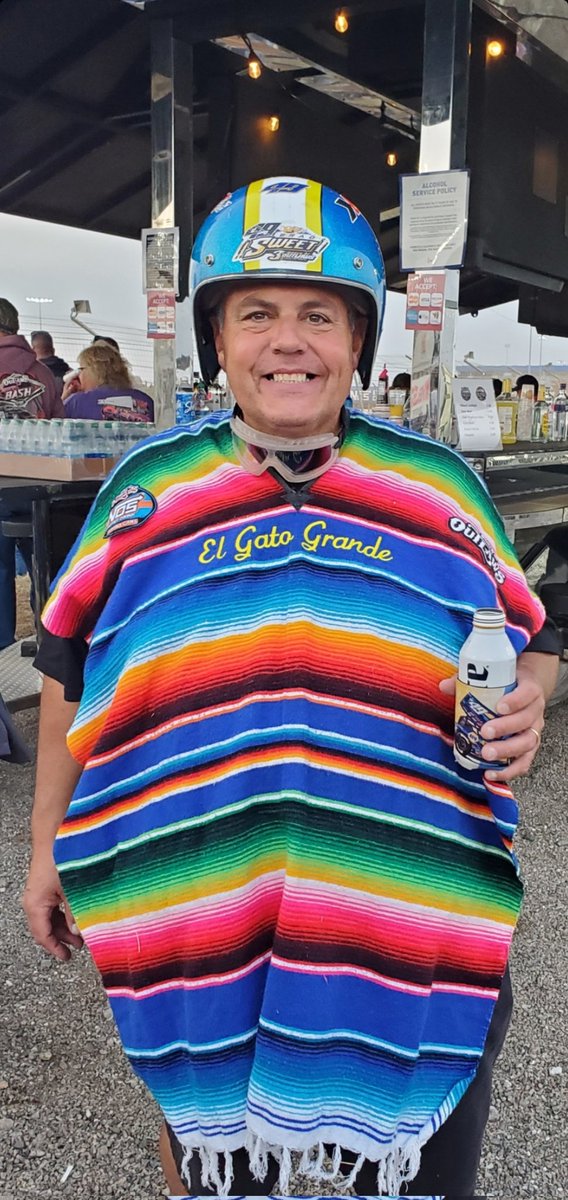 preedysr's tweet photo. @WorldofOutlaws @BradSweet49 @KKRdirt @e_prutzman ...not only Brad's crew chief hails from PA... but " The biggest Big Cat fan in all the land "@skateeagles is also from PA! https://t.co/bC4HnWSDwb