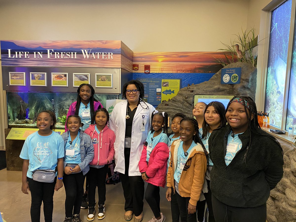 hridgeway's tweet image. That’s a wrap for the 15th Annual GEMS Expo! Thank you @JustToBHeard Dr. Brittney Heard for showing our GEMS they CAN succeed in STEM careers!  GEMSU.org #FemaleRoleModels #GirlsinSTEM #GEMS