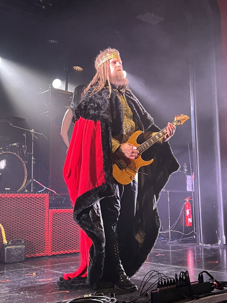 SpiritusMalum's tweet photo. @AVATARmetal @Johannes_Avatar there are no words that could describe the happiness I felt tonight. You guys absolutely SMASHED it and from the bottom of my heart, I LOVE YOU. P.S. my broken foot I got five weeks ago says hi, he’s also glad he made it to the concert. https://t.co/dUQdABxLdw