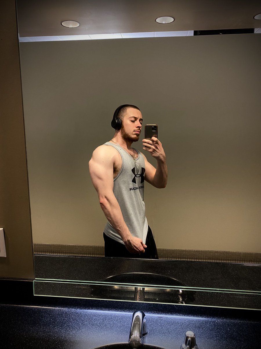 TheRealRodmahn's tweet photo. Oh hey Twitter 
It’s been a while 

Came back with a glow up surprise!
#fyp #fy #trend #gay #lgbt #LGBTQ #maacformasc #middleeastern #muscle #gym #men #dallas #texas https://t.co/LptoeSfgPV