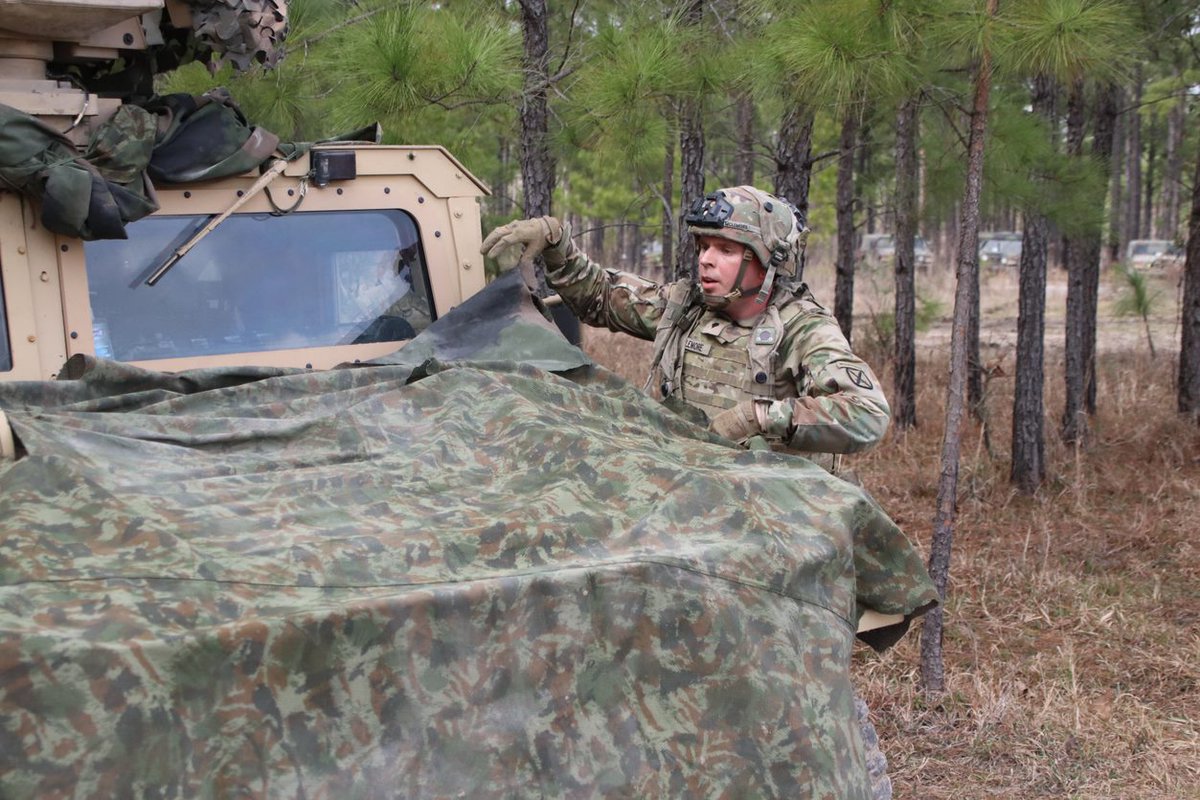 2_14Infantry's tweet photo. By popular demand, here are some shots of Demon Company! #ROTL #courageandhonor #ClimbToGlory https://t.co/3qKaZY8OvV