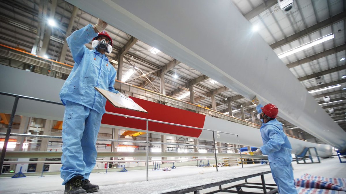 China Daily on Twitter "The world's longest fan blades for landbased