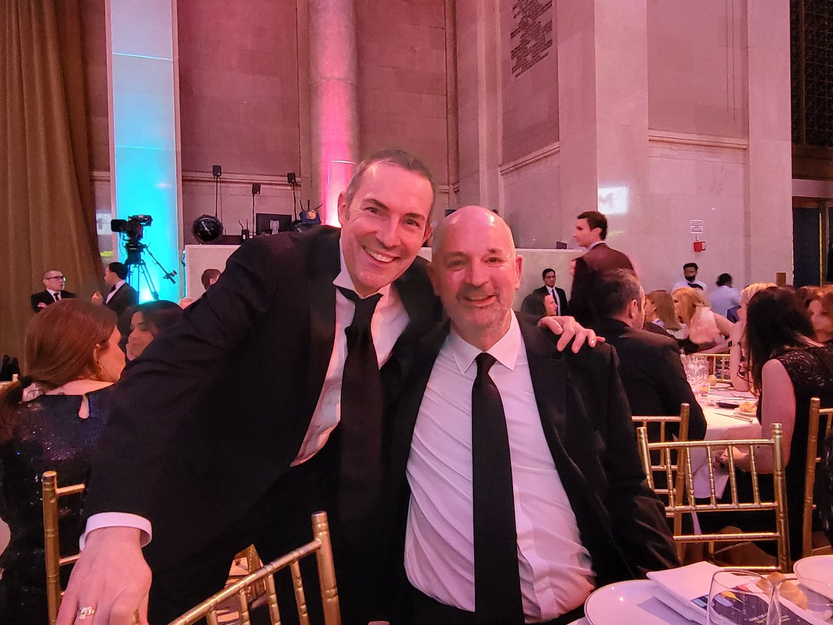 RoryMackin4's tweet photo. Hanging out with @Steve_J_Barrett  #prweekawardsus https://t.co/Q4xI1uyeb2