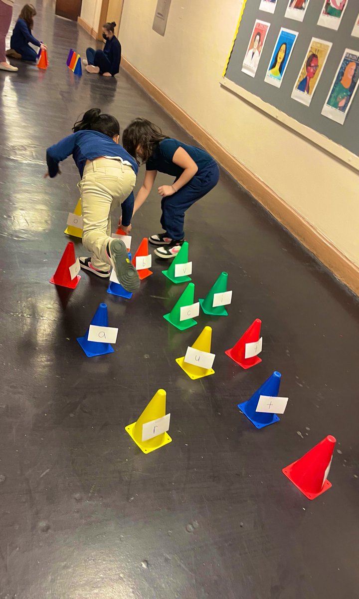 MrsMoschella's tweet photo. Today we did letter and number relay races with @mscorino_math RTI math groups! Students ran through letters and numbers to identify them! Students also worked in groups to make cone words and identify big/small numbers!Go Reading Go!ππ
π#mathreading #RTI #Tier3 @S5_Belleville https://t.co/pdW5tE2TjN
