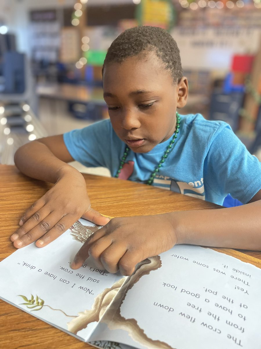 I’m so proud of this reader. He uses his time while waiting for his bus to arrive to read books. Today he wanted to share this one with me. I was so lucky to listen! <a href="/MissWinkler110/">Miss Winkler</a> #WeBeleveinBRE