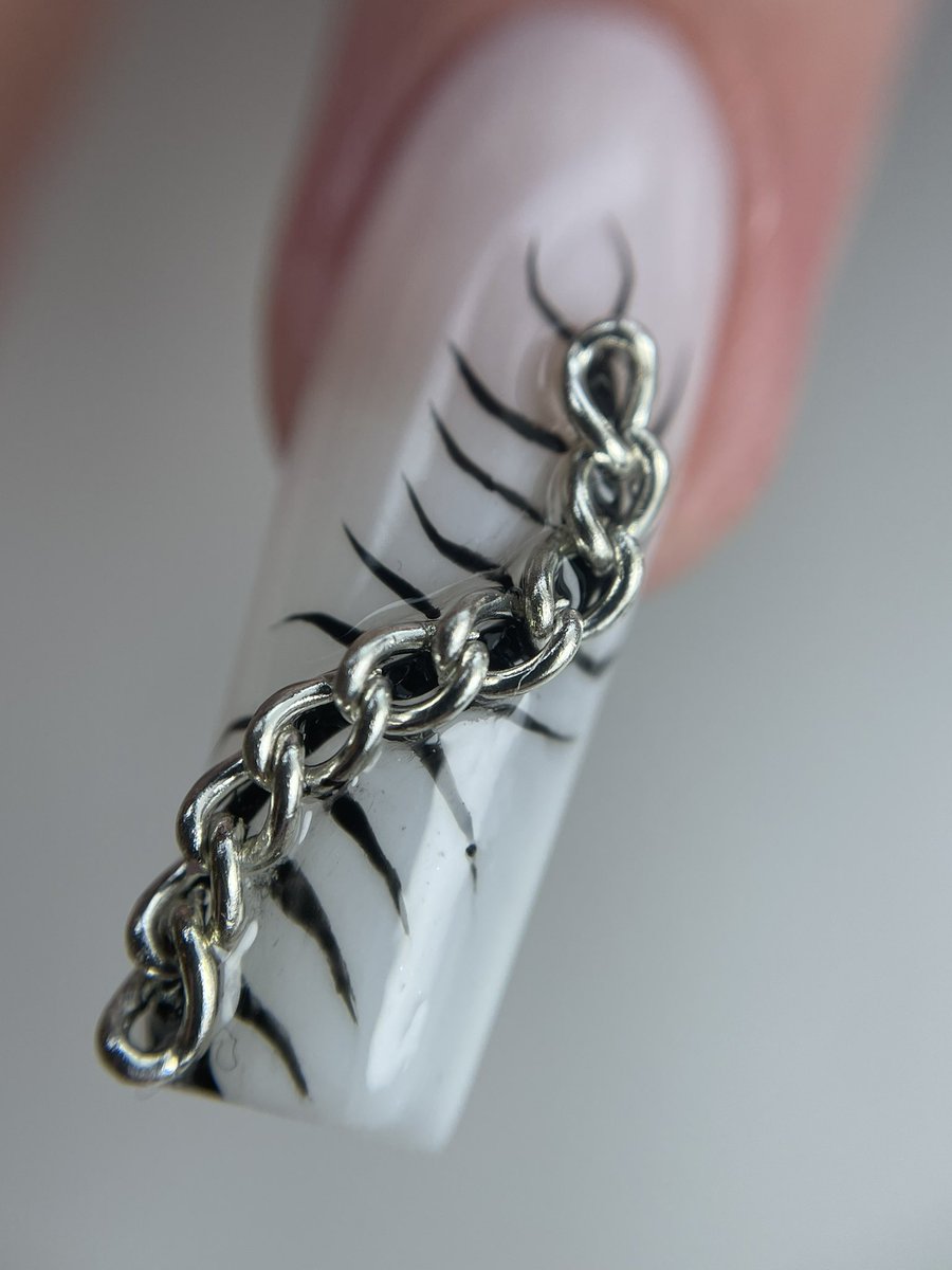 THEYMOTHY tweet media