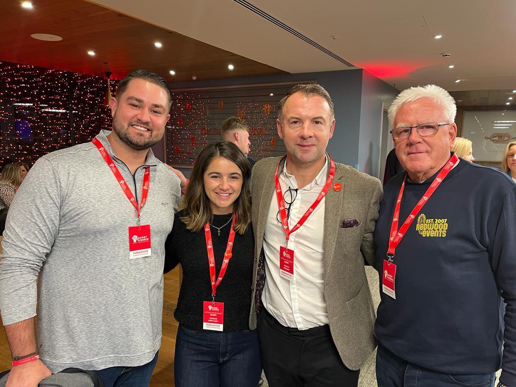 Redsmail's tweet image. Superb night at Anfield tonight for the @DarbyRimmerMND. Humbling to hear all that so many have been doing to support the Foundation and enlightening to hear from the professors looking at treatments for this awful disease. 9 days to #Roads4Rimmer