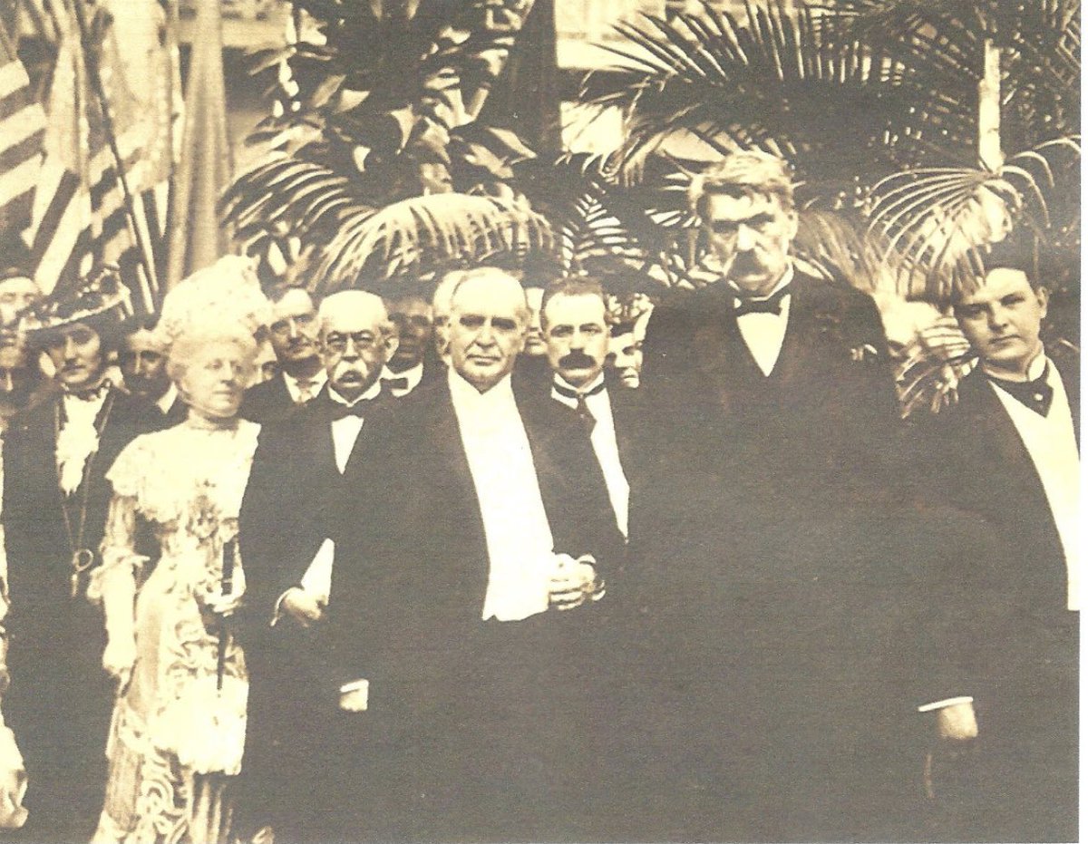 PrezWisdom's tweet photo. This is believed to be the last “posed” photograph of William McKinley 🇺🇸 before he was assassinated

(5 September 1901)

#POTUS https://t.co/4LDJlyBox3
