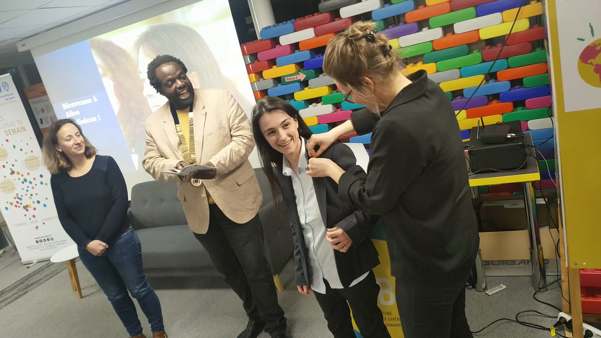 JCELYON's tweet photo. Merci le @tuba_lyon pour l'accueil de notre Assemblée générale de rentrée. Des projets portés par des adhérents et observateurs motivés, une nouvelle membre intronisée, et de la convivialité !
#jcelm #jcef #leadership #agir https://t.co/yYgxDxSgrE