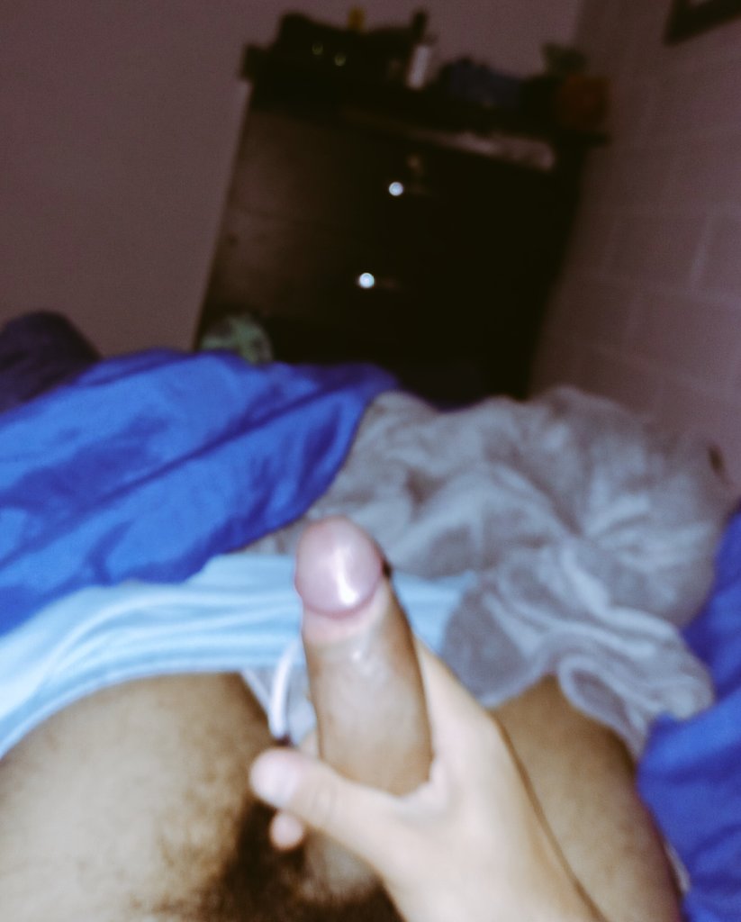 tualexxxx's tweet photo. Lo saque a respirar. https://t.co/QiOaFK5vLF