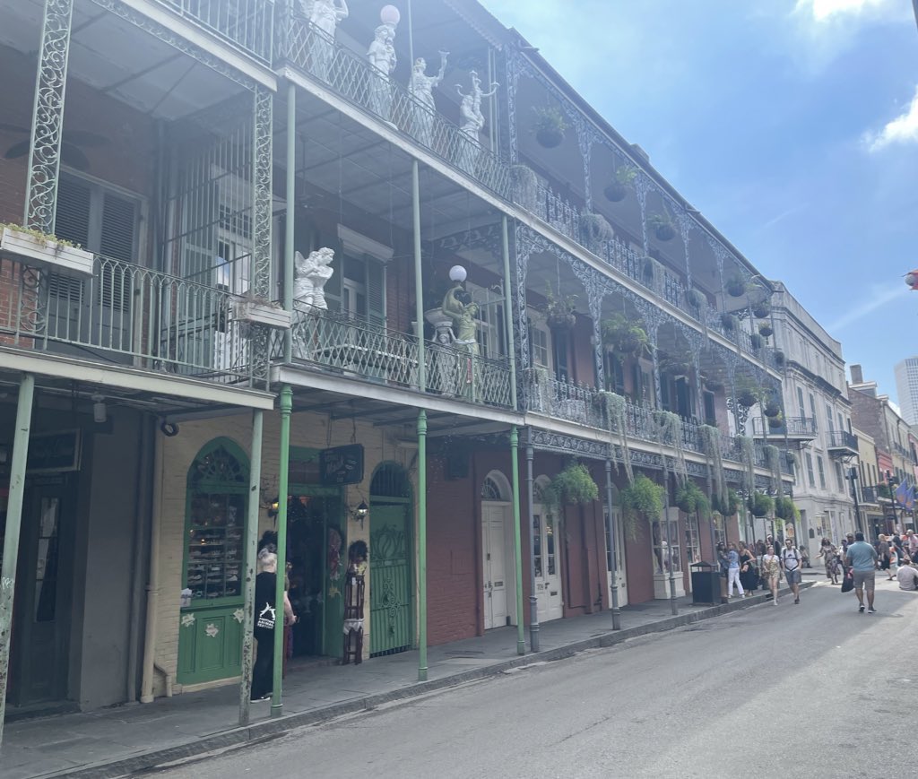 Nicole R. Larkin, MS, SMFT, CADC tweet media