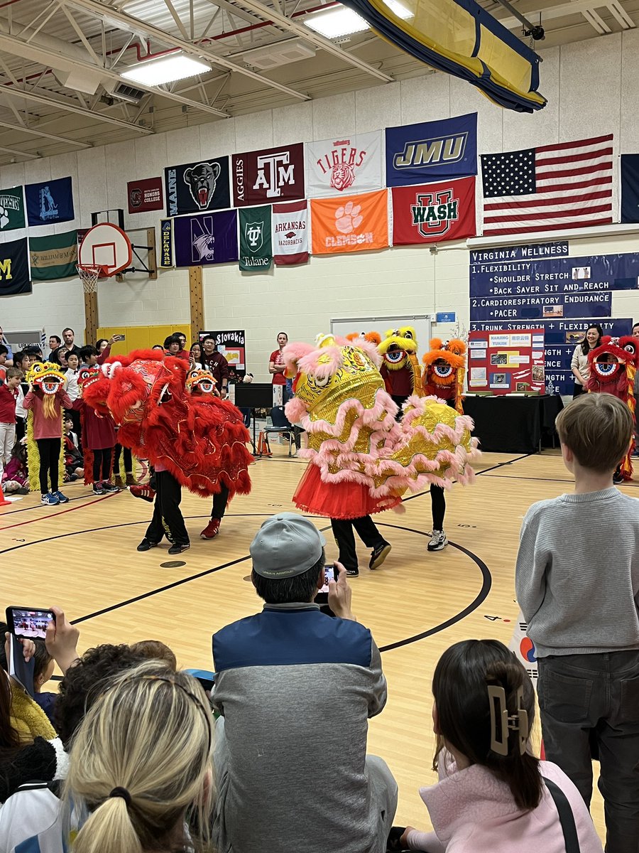 We had a great time at Heritage Night! We loved learning about students’ cultures through the displays, performances, and food!