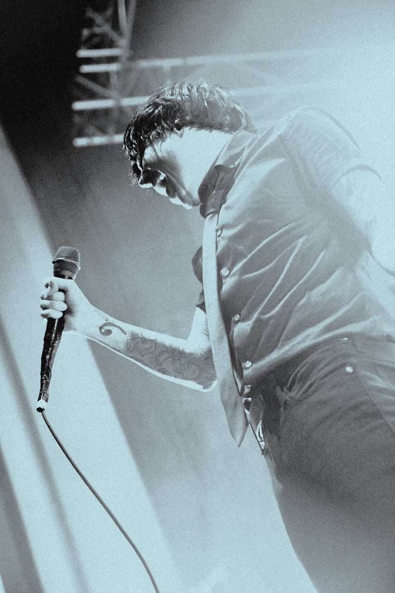 JoshLeveridg3's tweet photo. Was lucky enough to shoot content for @SWStheband in London last night 

These are some of my favourite photos I’ve ever taken 📸

#sleepingwithsirens #ctrlaltdel https://t.co/oNdIWyOyBc