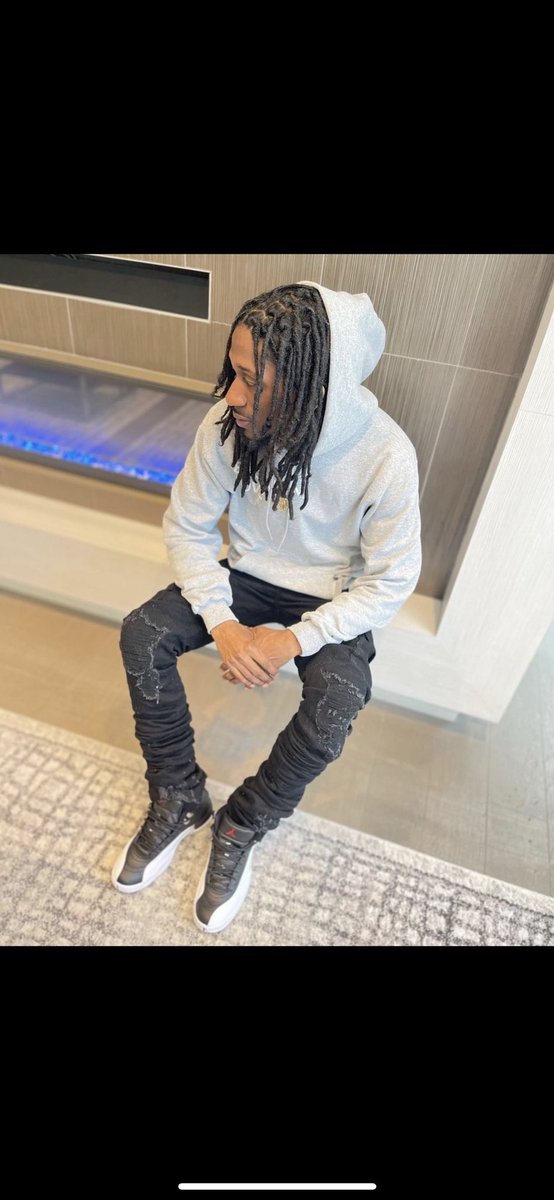 _callm3bk_'s tweet image. Happy Thursday from ya Flyest Drippiest Foot Photographer and Footboy 😜😜😜❤️❤️❤️ TBT from my Bday last year!! #FootGang #FootFetish4Life #SpringBaby