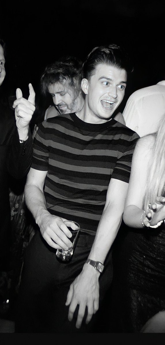 JOE I NEED TO IMPREGNATE YOU??????????????????