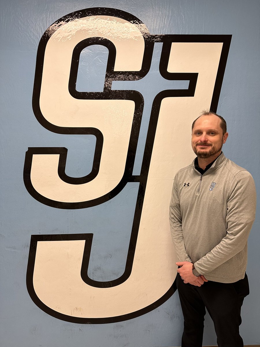 SaintJoeSports's tweet photo. We would like to express our gratitude for Ted Pajakowski and all that he does for Saint Joseph High School and Athletics. Ted's contributions to Saint Joe have not gone unnoticed, and we are grateful for all that he does for the school and its students! https://t.co/sl0FbO19WH