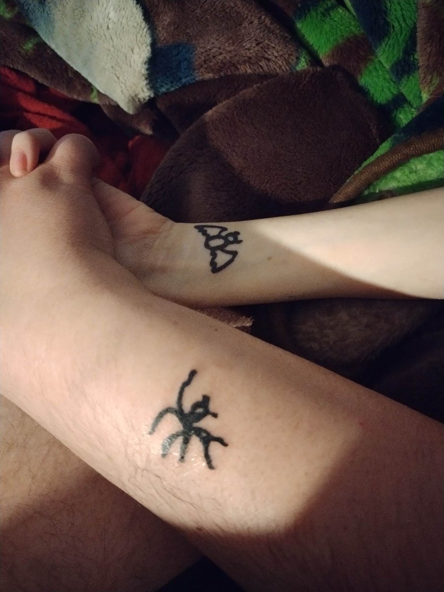 KadaverCosplay's tweet photo. Subtle #Hellcheer 😎 Tattoos by @millenniumpcock https://t.co/MK7AKugAhS