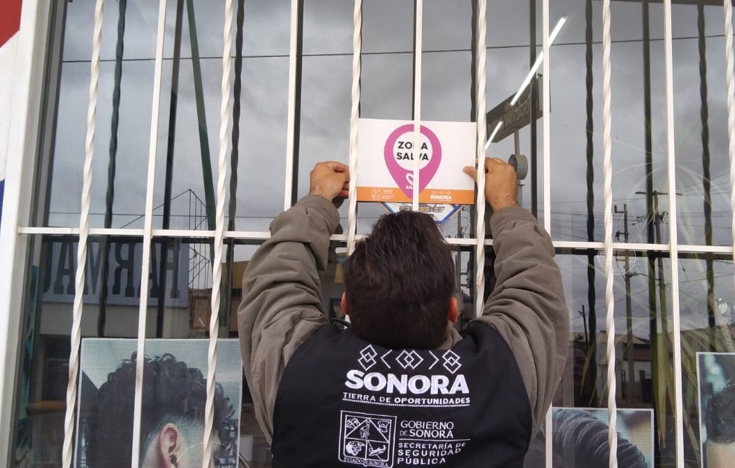 zavala_fco's tweet photo. #Cananea
Con un despliegue de @SonoraSeguridad, el día de hoy se logró:

• 3,500 Socialización de los números de emergencia 911 y 089.
• Creación de 28 Zona SALVA.
• Instalación de 45 App Mujeres Seguras.
• Instalación de 30 App Antiextorsión.

“A ras de suelo” @AlfonsoDurazo https://t.co/tZH8jBkVWR