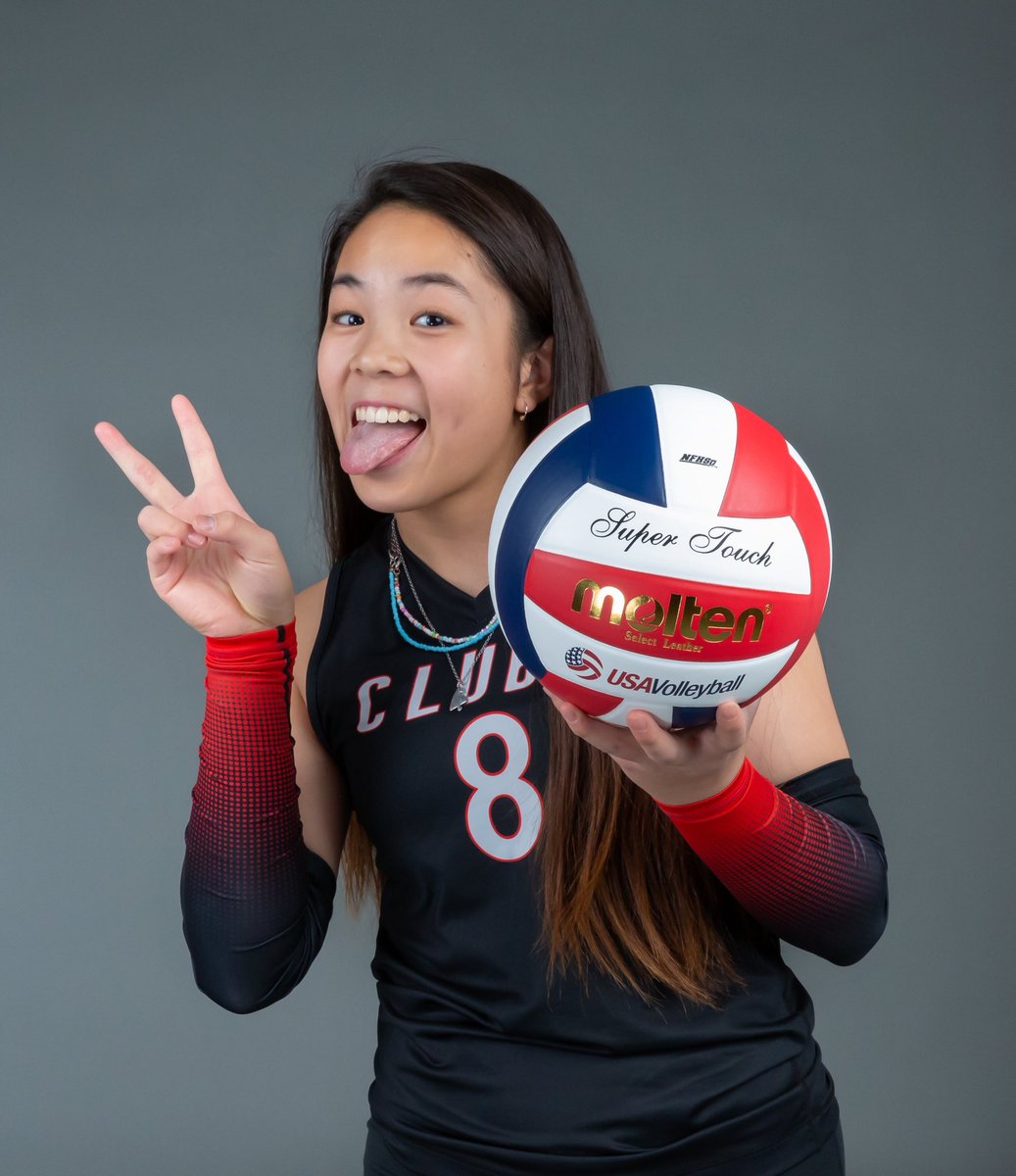 Nevaehtien's tweet photo. Media day!!📸 @clubvpride #8 https://t.co/avbRdw5AAo