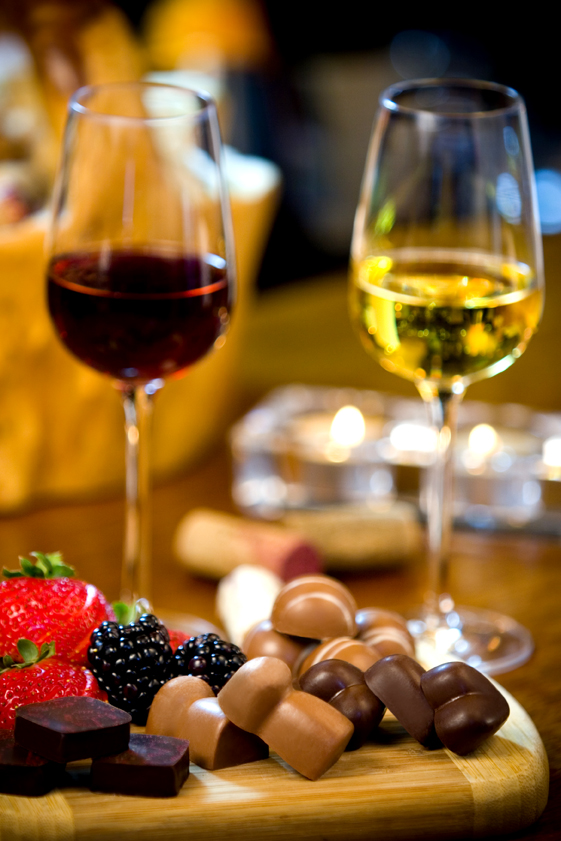 MsAmherst's tweet photo. Wine &amp; Chocolate is Sunday, May 21, 2023 from 12pm to 5pm in downtown Amherst. There is about 12 tickets left. Get yours today at https://t.co/3n3DJnBllU - Hope to see you there. https://t.co/XLt3q2j6e1