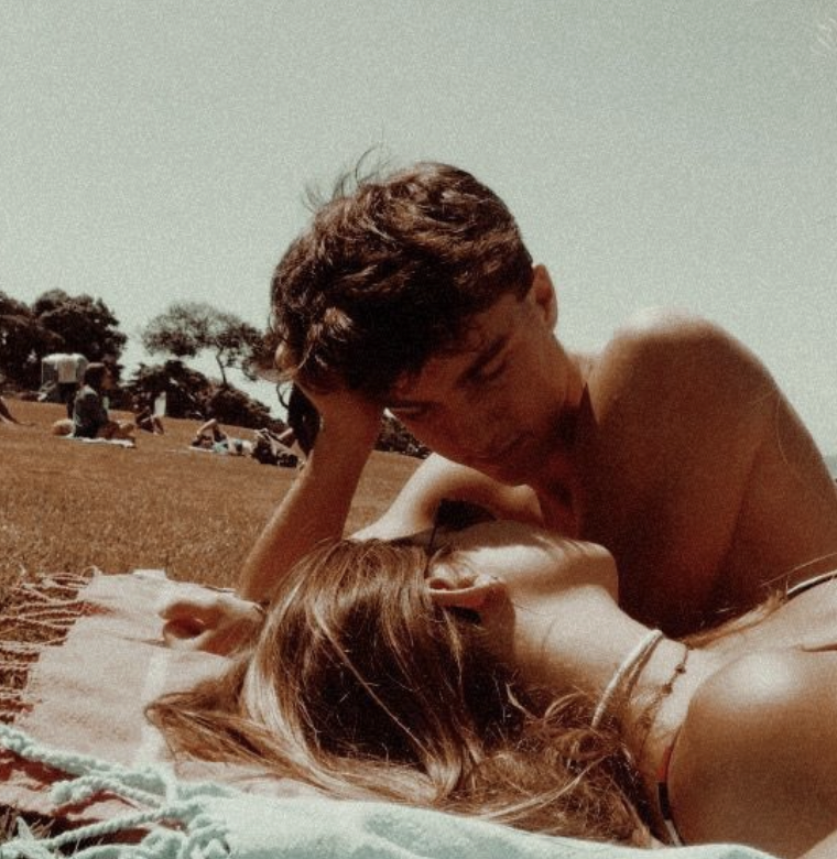 AlpacaAurelius's tweet photo. on your deathbed youre not going to remember the insane parties &amp; one night stands

youre going to remember the deep relationships you built, the  love you shared, the quirks you &amp; only you got to know with one person who you spent your life with and all the cheese you ate. https://t.co/mUN4cOqWUg