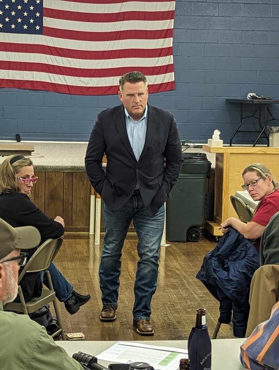 ReevesVA's tweet photo. Thank you to Lori Medley for inviting me to speak along side fellow veteran Nick Freitas at the American Legion Post 330 forum this evening. We discussed everything from charitable gaming to foster care πΊπ² #brycereeves #Nickfreitas #gopproud28 #resultsnotrhetoric https://t.co/HqVqqJLeDa