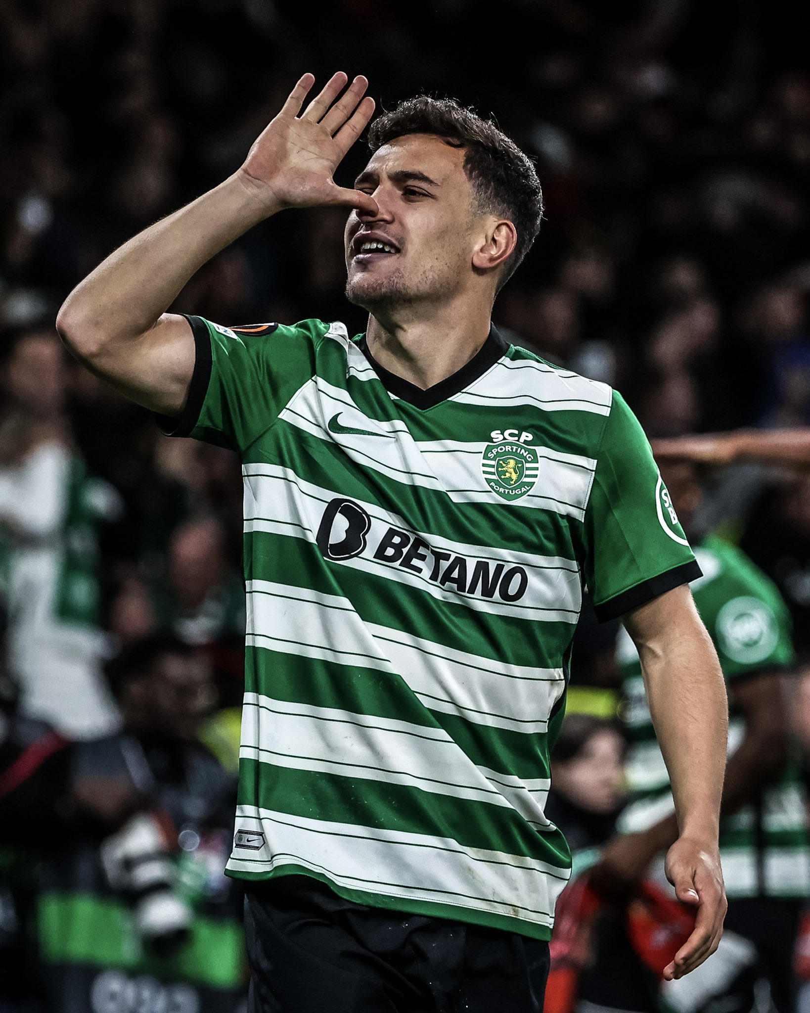 dan-critchlow-on-twitter-beefing-a-literal-child-while-your-rivals