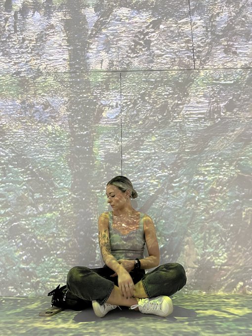 Monet with me 🎨 https://t.co/vMnzndWmBn<a href="/tag/camerosandcutoffs"class="tags"><span>#camerosandcutoffs</span></a><a href="/tag/sassychic"class="tags"><span>#sassychic</span></a>