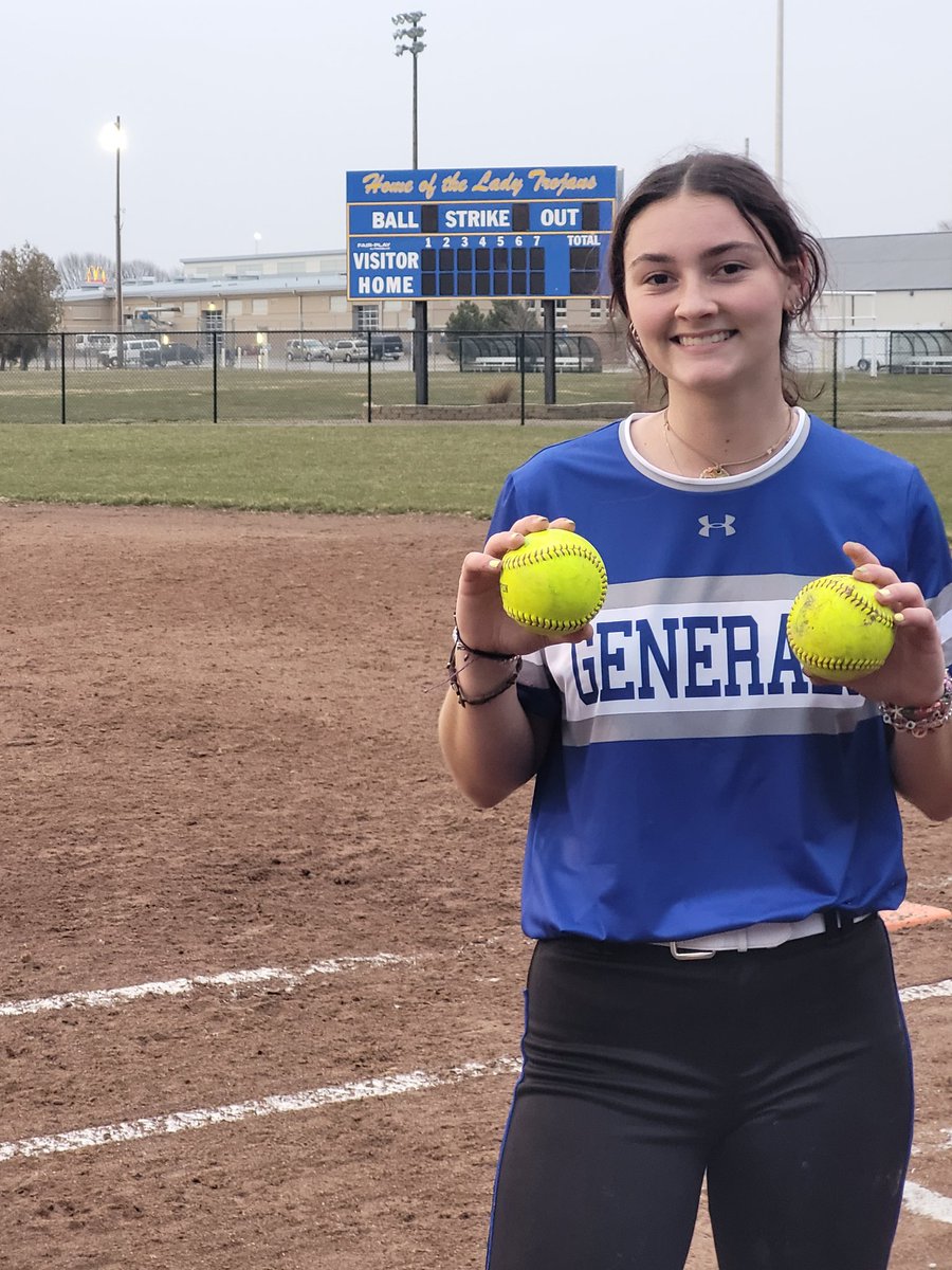 AWHS Softball tweet media