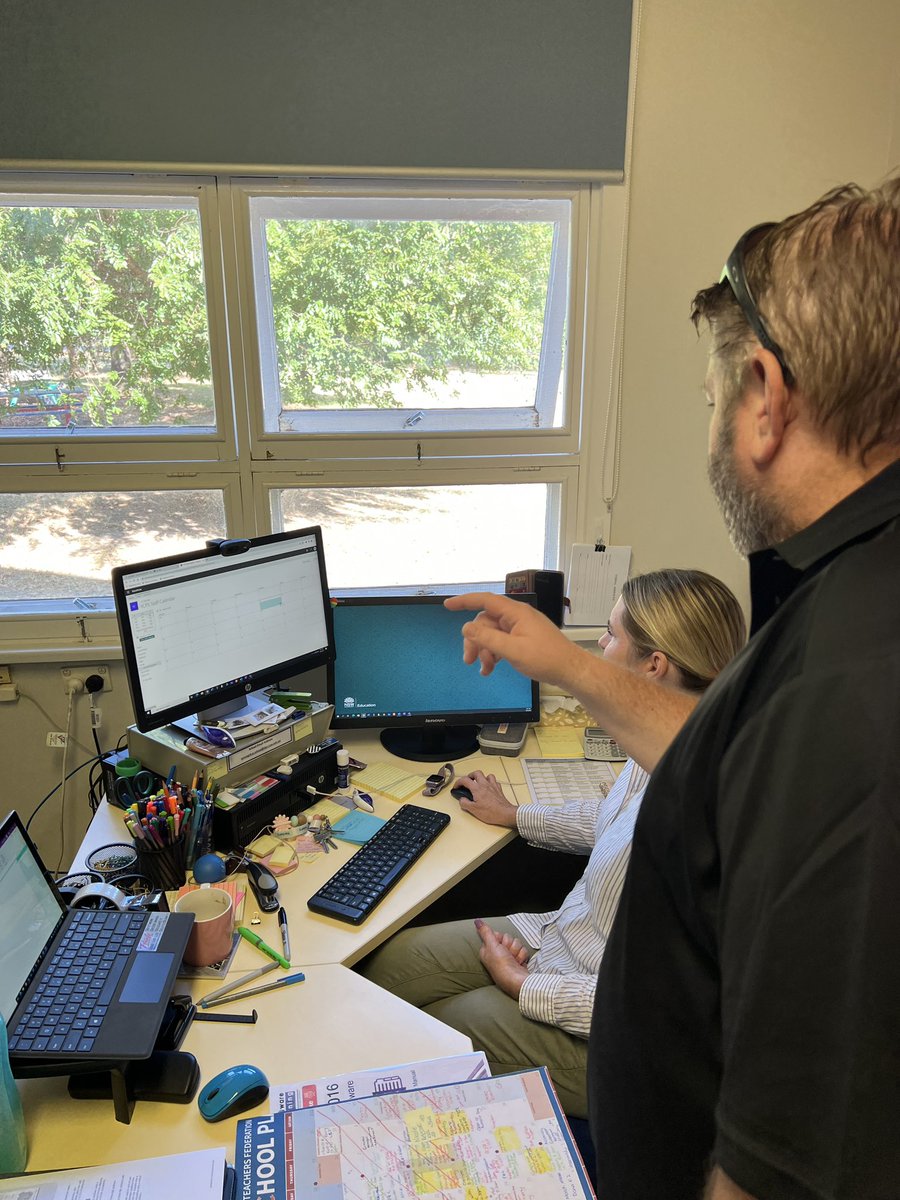 It was wonderful visiting schools in my local Wagga area last week to support effective technology integration into teaching and learning. Teachers investigated STEM software &amp; hardware and explored cloud tools and unpacked Digital Technologies outcomes #RuralAccessGap