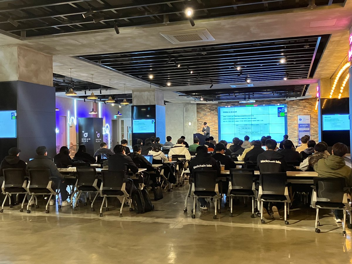 🔥Heading into the 8th week of ZK-School! 
Many participants are still joining with a passion for learning zero knowledge proofs. We'll continue to strive to deliver even more valuable content during the remaining period🫡