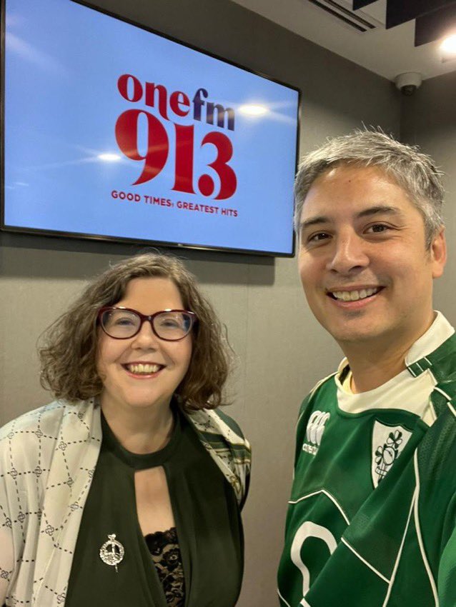 IEAmbSingapore's tweet image. It’s St Patrick’s Day here in Singapore and @IrlEmbSingapore is taking over the airwaves 📻 I’ll be on with @dadley_cooper on @onefm913 after 10am and on @moneyfm893 with @MichelleMartin_ after 11. Beannachtaí na Féile Pádraig 🇮🇪 ☘️