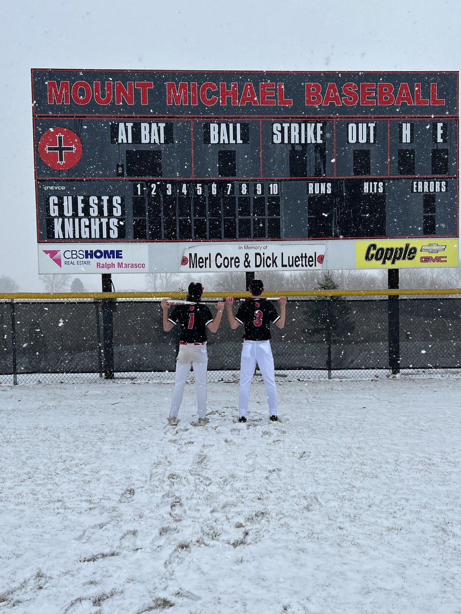 MMBaseball's tweet photo. ❄️⚾️❄️⚾️❄️
Opening Day 2023

@mount_online @MtMichaelAD 
@Becker04Drew @WillBrewster_ 

#WeReady https://t.co/lyK8Jm0rhK