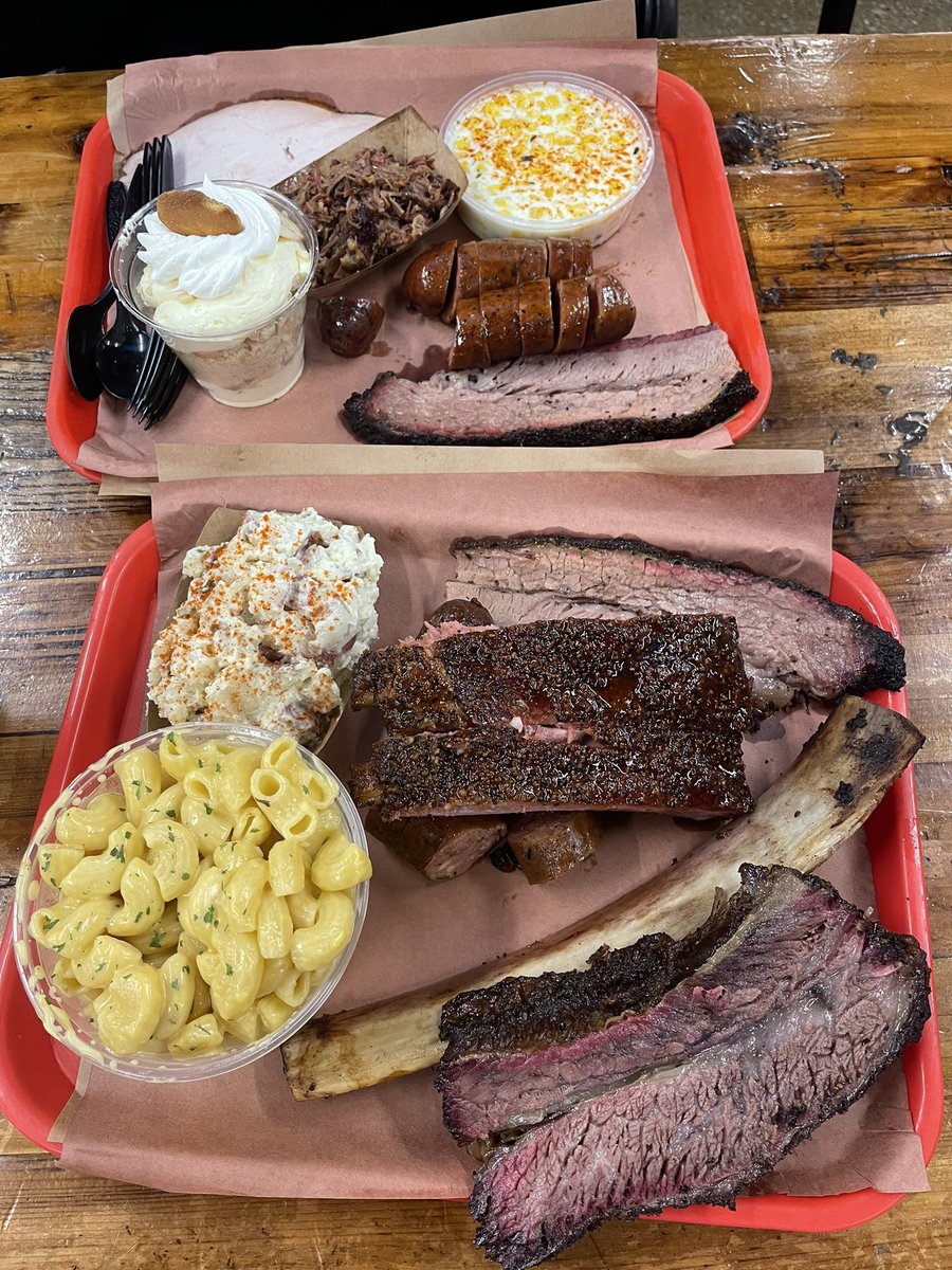 CammyMVP's tweet photo. In heaven rn https://t.co/GUjJKJj89l