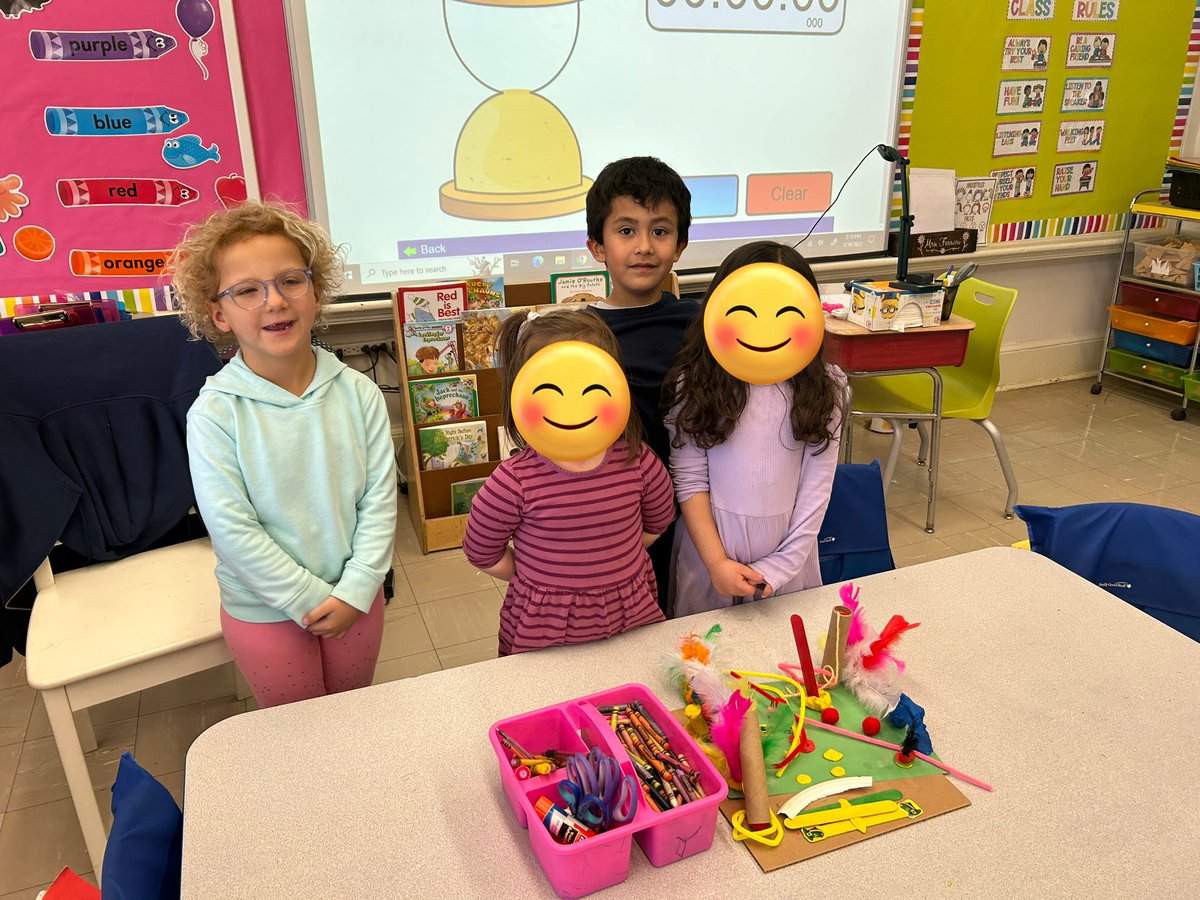 MrsFerrari2's tweet photo. Leprechaun traps are set! 🍀 https://t.co/bnCsihDfYA