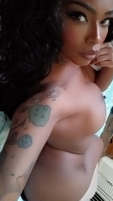 Wanna lay with me? #single #ebony #cuddling https://t.co/5BgJQdp1zN<a href="/tag/single"class="tags">#single</a><a href="/tag/ebony"class="tags">#ebony</a><a href="/tag/cuddling"class="tags">#cuddling</a>