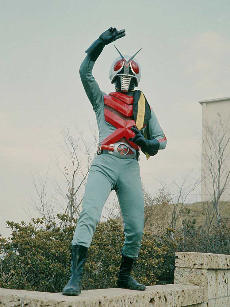 仮面ライダーX 登場作品:仮面ライダーX 変身アイテム:レッドアイザー